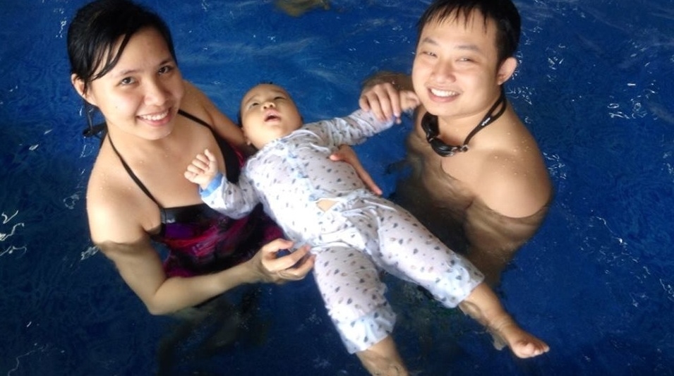 Baby Swimming 13 months