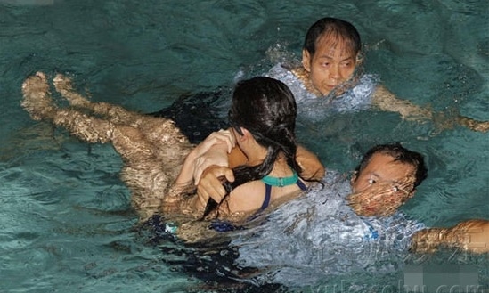 11 - Trắc nghiệm 