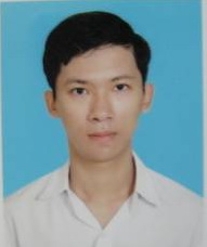 Bạn Quang sắp biết bơi
